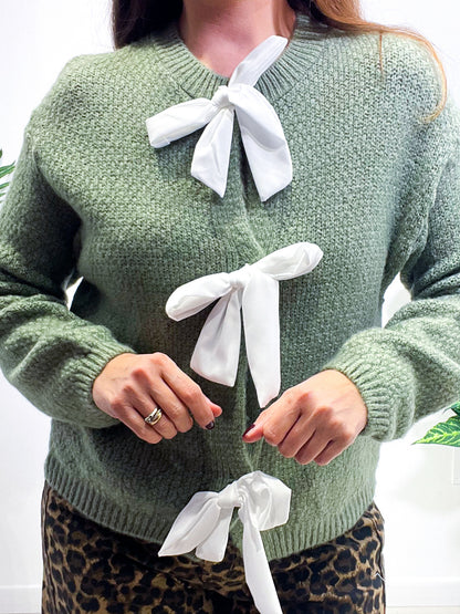 Cardigan Ribbon V