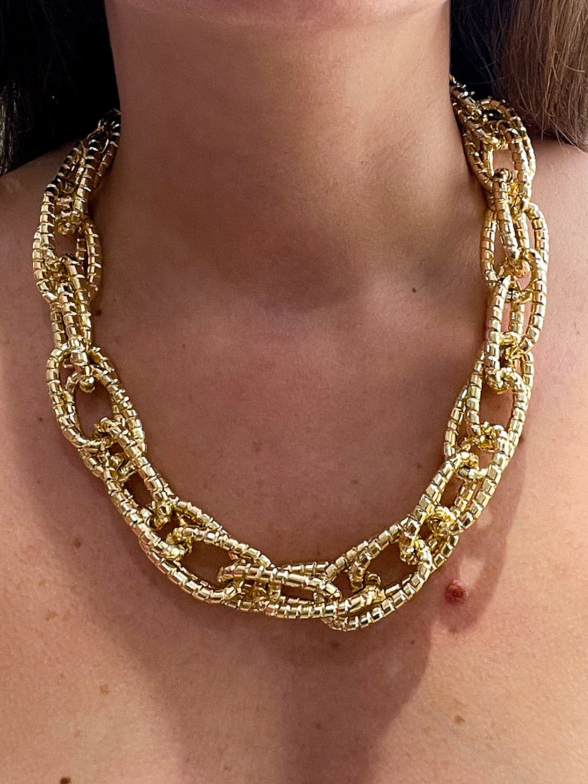 Collana Luana O