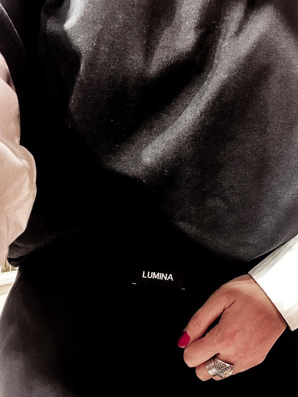 Pantatuta By Lumina